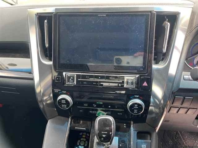 TOYOTA ALPHARD 2015