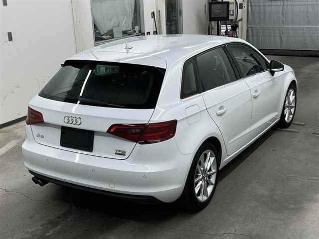 AUDI A3 2016