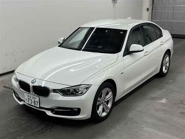 BMW 3 SERIES 2013