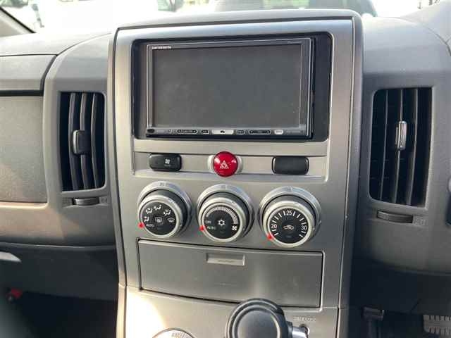 MITSUBISHI DELICA D5 2009