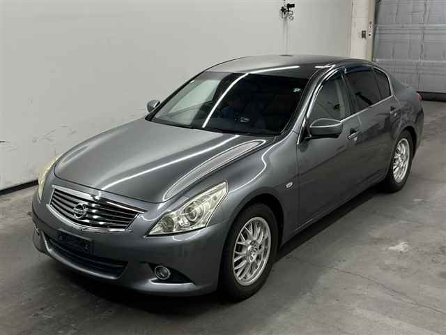 NISSAN SKYLINE 2010