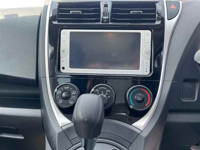 TOYOTA RACTIS 2014