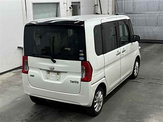 DAIHATSU TANTO 2014
