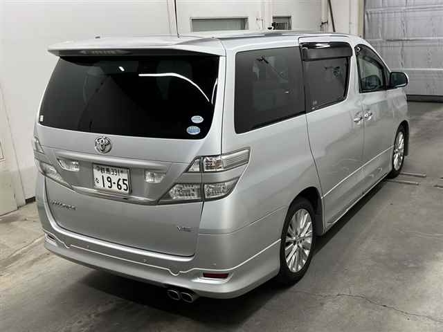 TOYOTA VELLFIRE 2008