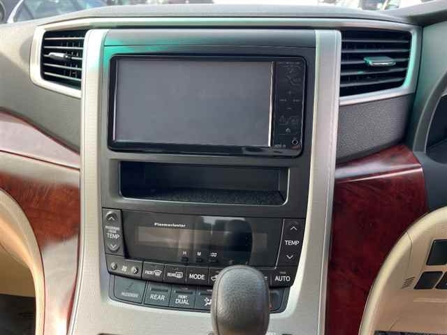TOYOTA VELLFIRE 2008