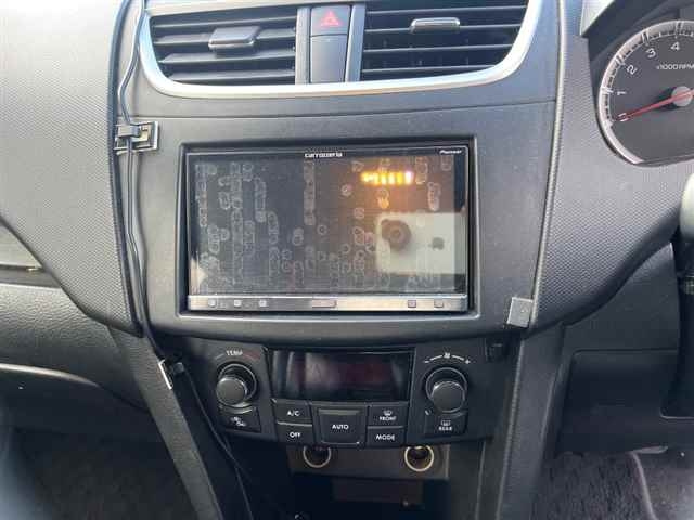SUZUKI SWIFT 2011