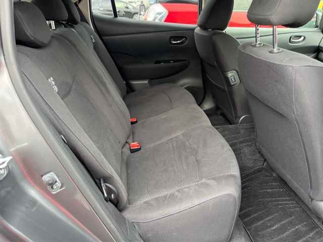 NISSAN LEAF 2015