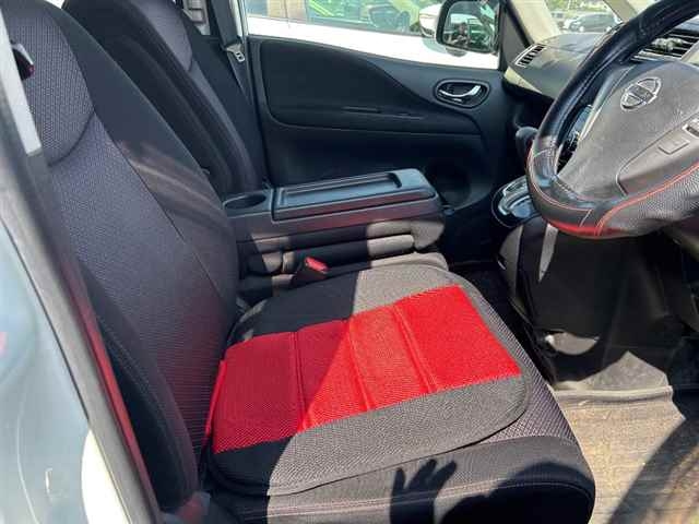 NISSAN SERENA 2012