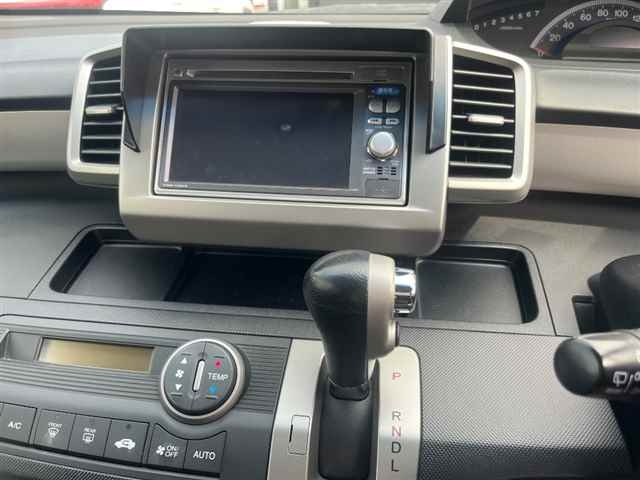 HONDA FREED 2013