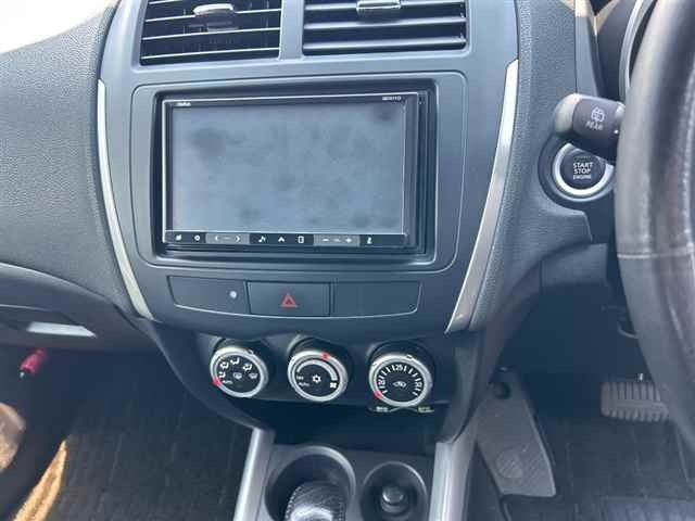 MITSUBISHI RVR 2011