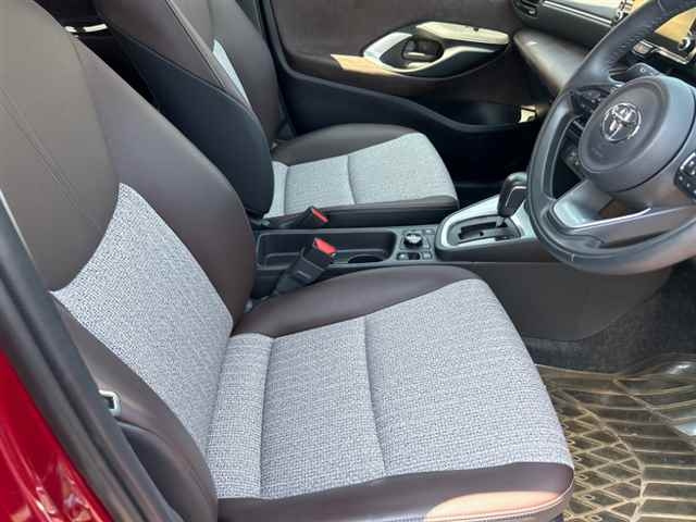 TOYOTA YARIS CROSS 2022