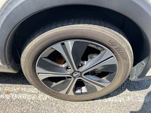 NISSAN KIX 2021