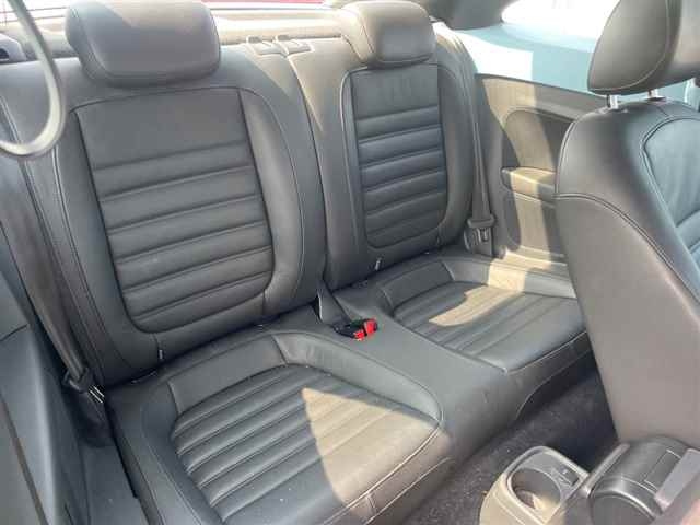 VOLKSWAGEN THE BEETLE 2012