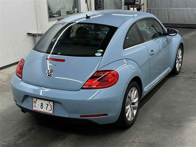 VOLKSWAGEN THE BEETLE 2012