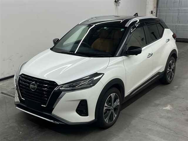 NISSAN KIX 2022