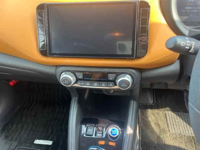NISSAN KIX 2022