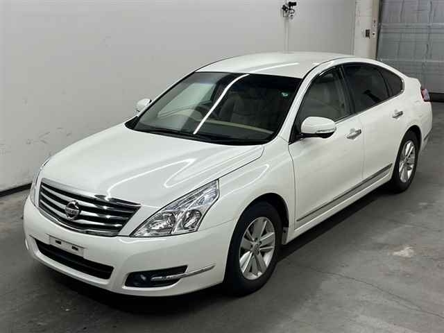 NISSAN TEANA 2012