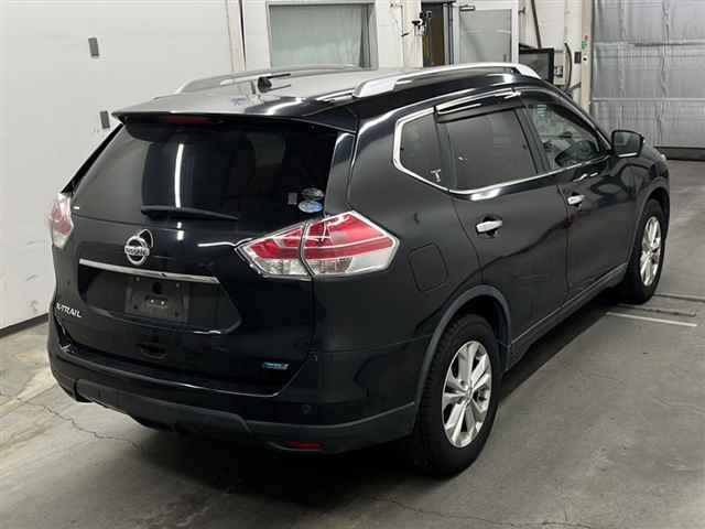 NISSAN X-TRAIL 2014