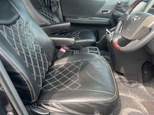 TOYOTA VELLFIRE 2012