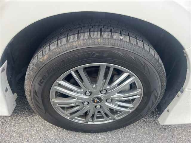TOYOTA VOXY 2014