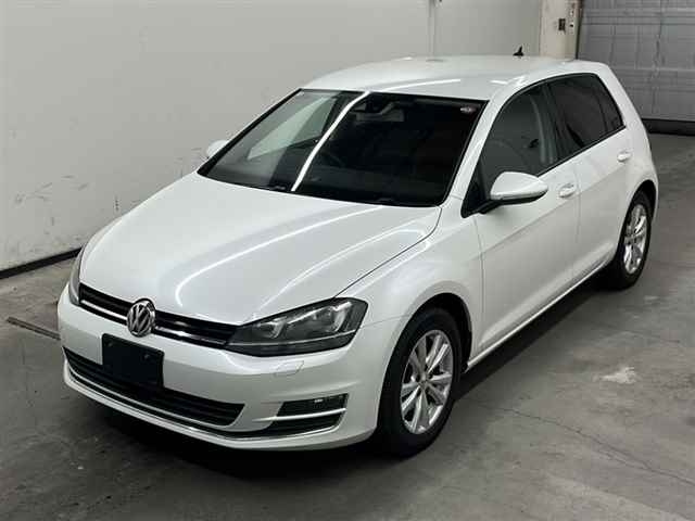 VOLKSWAGEN GOLF 2014