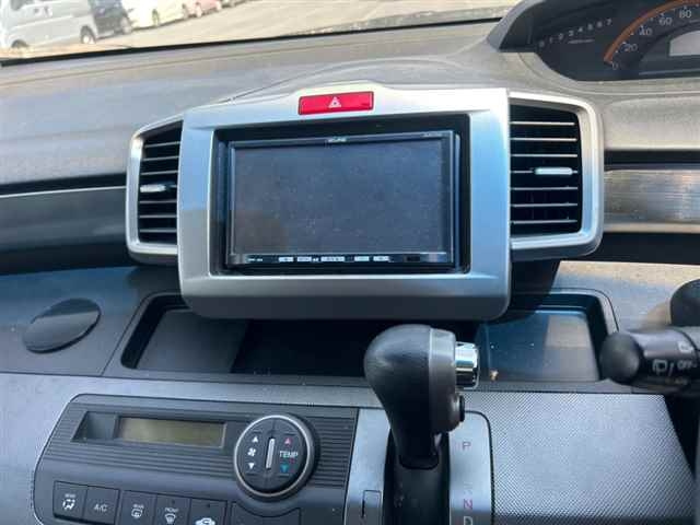 HONDA FREED 2009