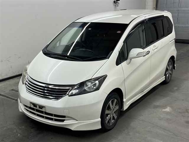 HONDA FREED 2009