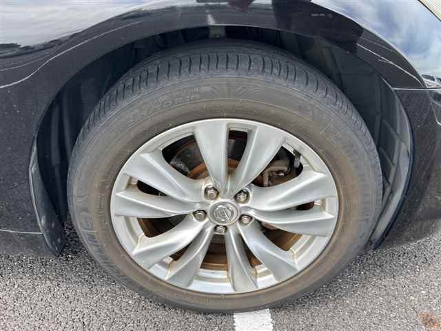 NISSAN FUGA 2011