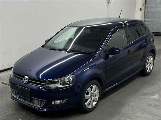 VOLKSWAGEN POLO 2010