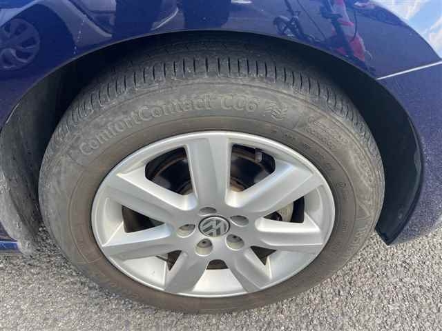VOLKSWAGEN POLO 2010