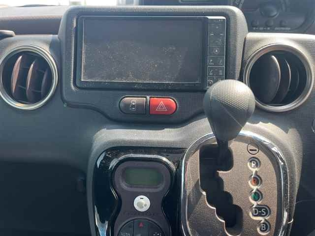TOYOTA SPADE 2014