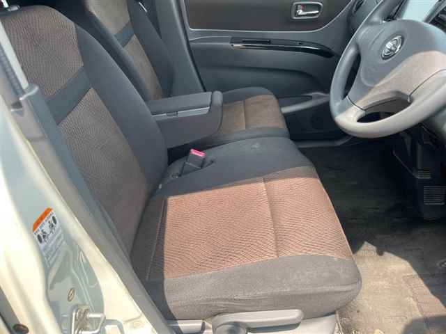 NISSAN ROOX 2012