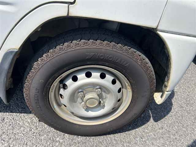 NISSAN CLIPPER TRUCK 2011
