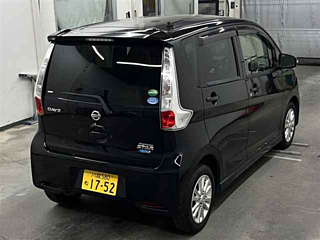 NISSAN DAYZ 2015