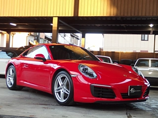 PORSCHE 911 2017