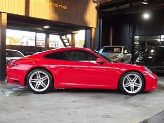 PORSCHE 911 2017