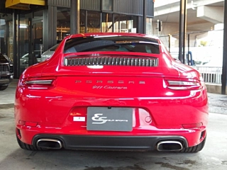 PORSCHE 911 2017