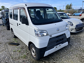 DAIHATSU HIJET VAN 2019