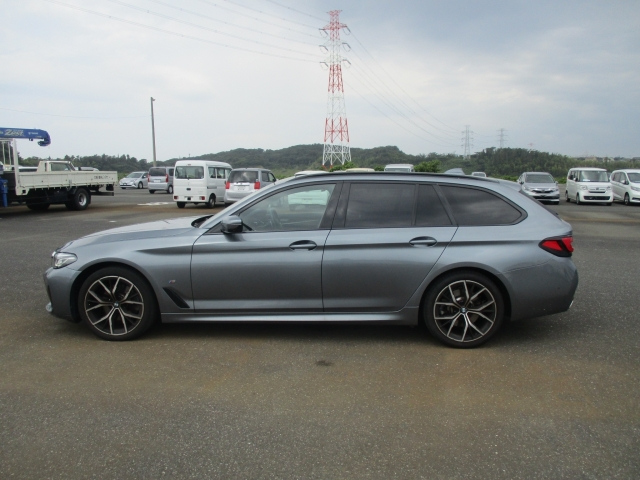 BMW 5 SERIES 2021