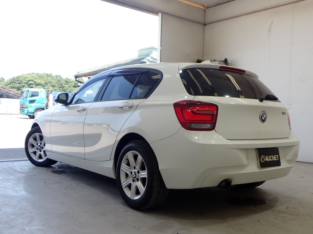 BMW 1 SERIES 2012