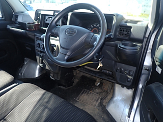 DAIHATSU HIJET VAN 2020