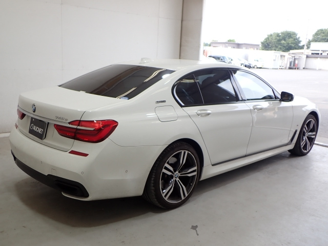 BMW 7 SERIES 2017