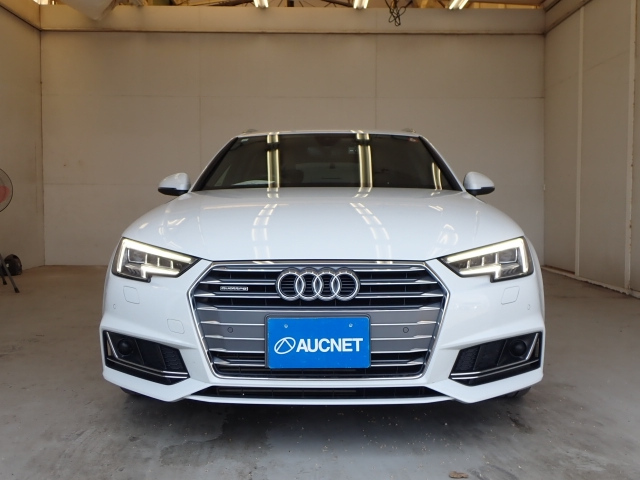 AUDI A4 2016