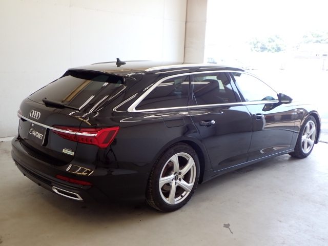 AUDI A6 2023