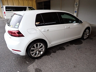 VOLKSWAGEN GOLF 2017