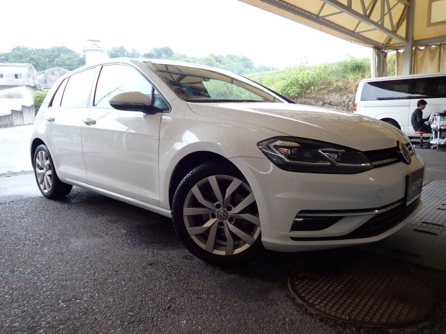 VOLKSWAGEN GOLF 2017