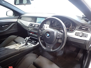 BMW 5 SERIES 2011