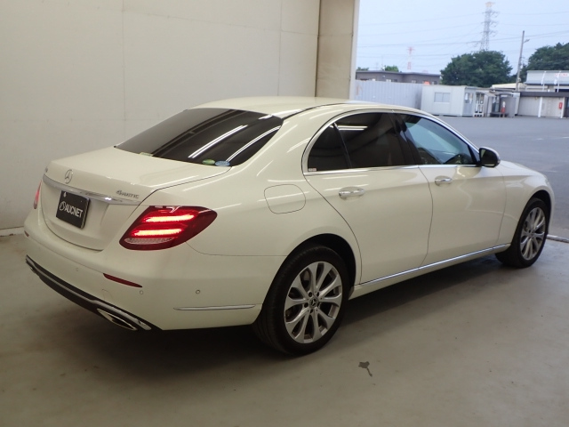 MERCEDES BENZ E CLASS 2017