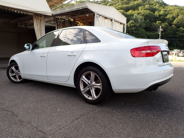 AUDI A4 2015