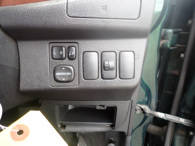 DAIHATSU MIRA 2008